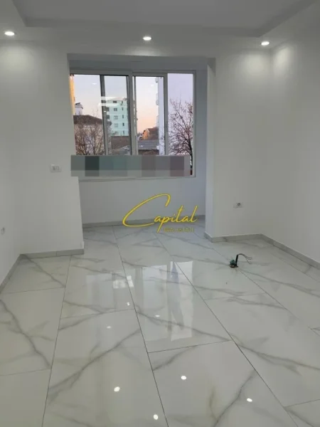 Tirane, shitet apartament 1+1 Kati 2, 47 m² 135.000 € (RRUGA E DIBRES)