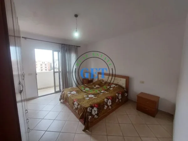 Durres, jepet me qera apartament 2+1 Kati 5, 140 m² 500 € (Rrota Kuqe, Plazh, Durrës)