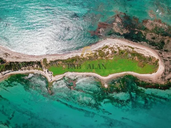 Gjiri Lalezit | Hamallaj, shitet toke , 14.000 m² 980.000 € (KEPI I RODONIT)