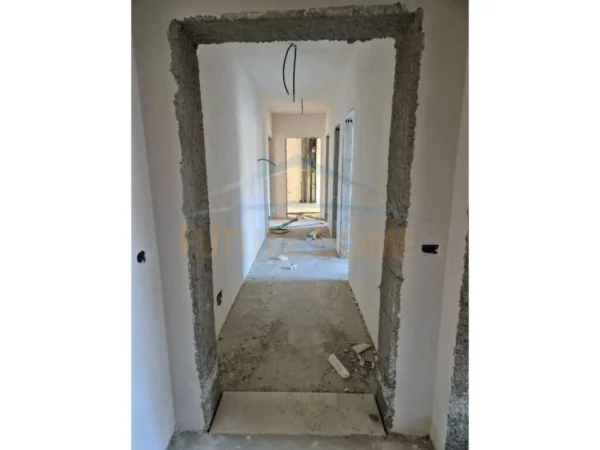 Tirane, shitet apartament 3+1+Ballkon Kati 6, 128 m² 130.000 € (QTU)