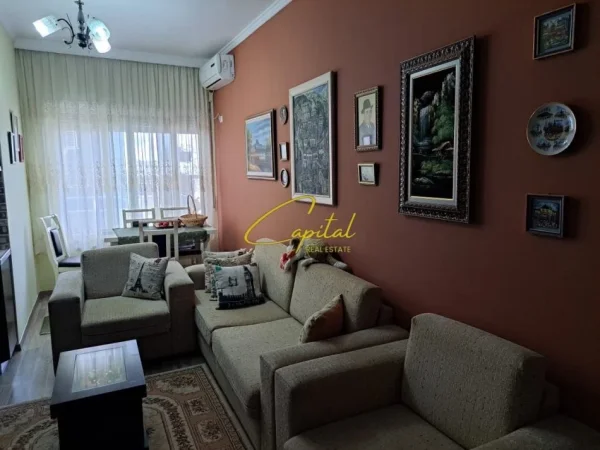 Tirane, shitet apartament 1+1 Kati 3, 64 m² 100.000 € (FRESKU)