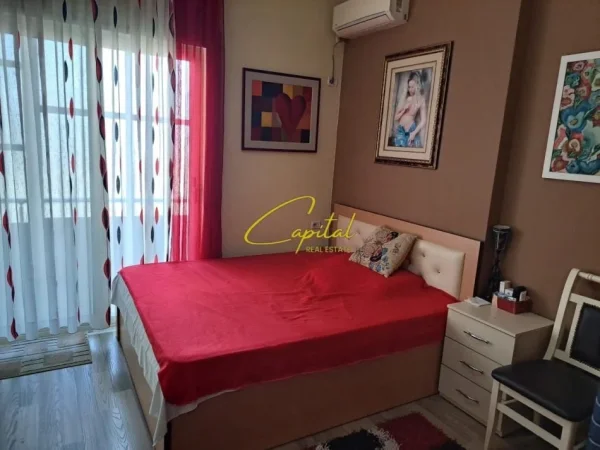 Tirane, shitet apartament 1+1 Kati 3, 64 m² 100.000 € (FRESKU)