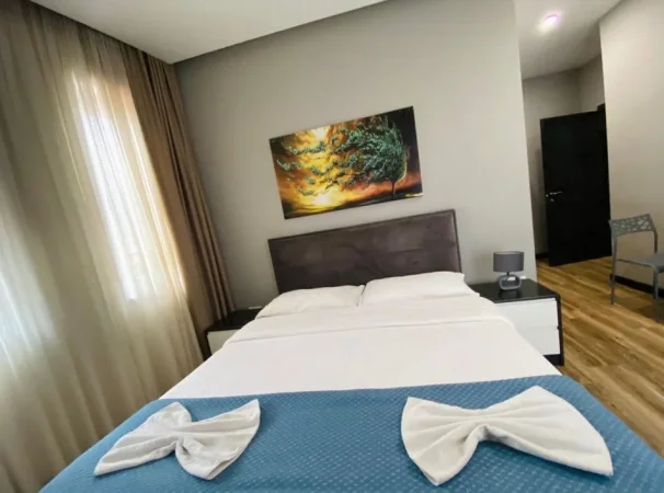 Tirane, shitet apartament 3+1 Kati 3, 122 m² 360.000 € (Pazari i ri shume prane Sheshit Avni Rustemi)