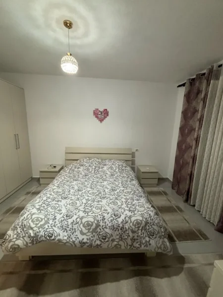 Tirane, shitet apartament 2+1 Kati 7, 108 m² 137.000 € (Rruga Astrit Losha Astir)