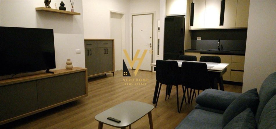 Tirane, jepet me qera apartament 1+1+Ballkon Kati 6, 70 m² 450 € (ALI DEM)