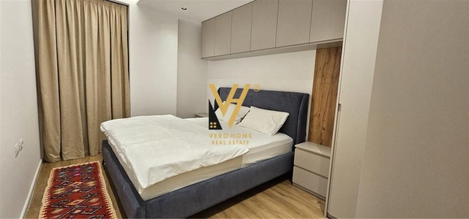 Tirane, jepet me qera apartament 1+1+Ballkon Kati 6, 70 m² 450 € (ALI DEM)