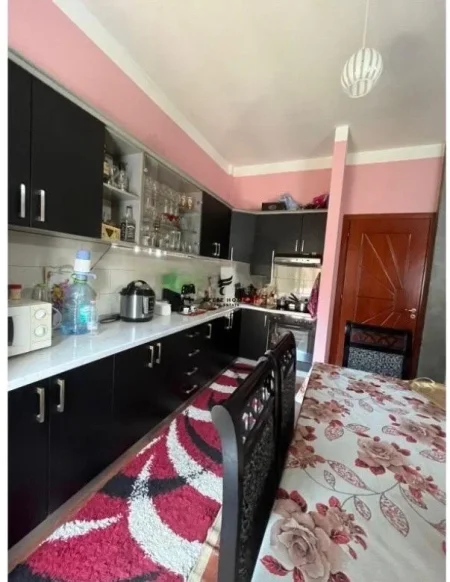 Tirane, shitet apartament 3 Katshe Kati 3, 400 m² 350.000 € (5 MAJI)