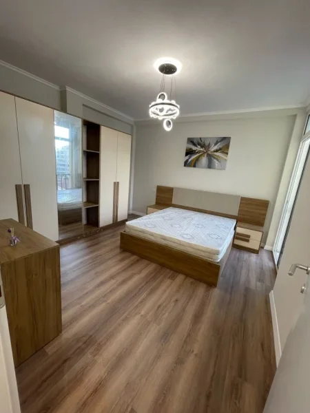 Durres, shitet apartament 2+1+Aneks+Ballkon Kati 6, 82 m² 111.000 € (Rruga Pavaresia)