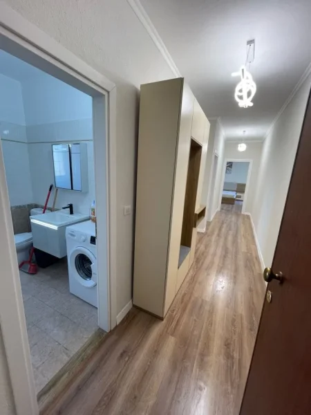 Durres, shitet apartament 2+1+Aneks+Ballkon Kati 6, 82 m² 111.000 € (Rruga Pavaresia)