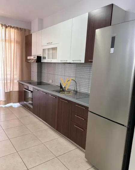 Tirane, jepet me qera apartament 2+1+Ballkon Kati 1, 106 m² 630 € (RRUGA KONGRESI I MANASTIRIT)