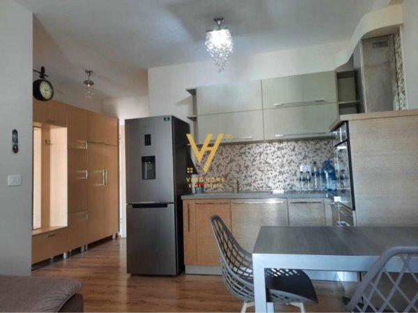 Tirane, jepet me qera apartament 1+1+Ballkon Kati 2, 70 m² 500 € (QYTET STUDENTI)