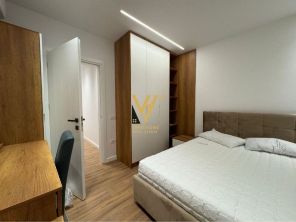 Tirane, jepet me qera apartament 1+1+Ballkon Kati 7, 55 m² 650 € (JEPET APARTAMENT 1+1 ME QERA TE KOMPLEKSI DELIJORGJI 650 EURO)