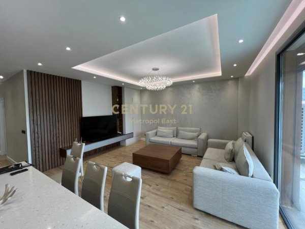 Tirane, jepet me qera apartament 3+1+Aneks+Ballkon Kati 2, 129 m² 2.360 € (Halisof, TEG)