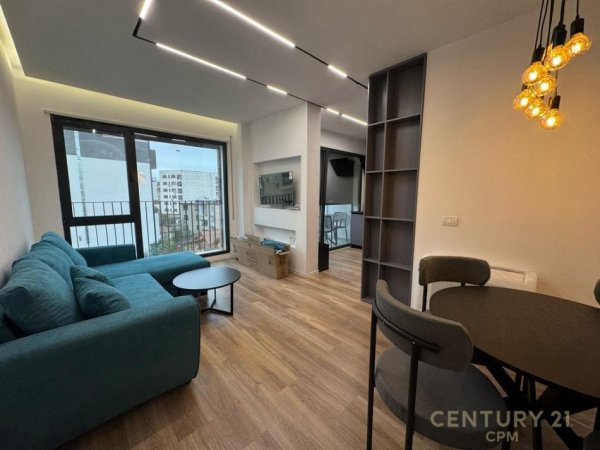 Tirane, jepet me qera apartament 2+1+Aneks+Ballkon Kati 4, 98 m² 750 € (Tregu Elektrik)
