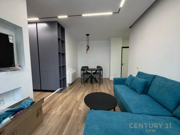 Tirane, jepet me qera apartament 2+1+Aneks+Ballkon Kati 4, 98 m² 750 € (Tregu Elektrik)