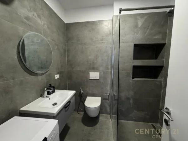 Tirane, jepet me qera apartament 2+1+Aneks+Ballkon Kati 4, 98 m² 750 € (Tregu Elektrik)