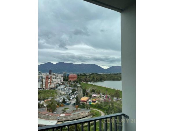 Tirane, jepet me qera apartament 2+1+Aneks+Ballkon Kati 9, 125 m² 1.300 € (Lake View)