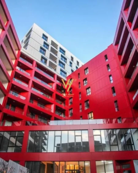 Tirane, jepet me qera zyre Kati 7, 120 m² 600 € (RRUGA E DIBRES)