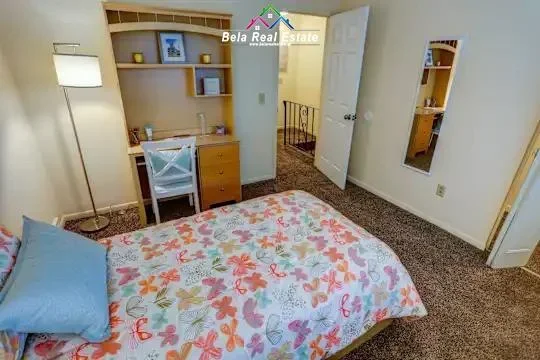 Tirane, shes apartament 1+1+Ballkon Kati 5, 67 m² 140.000 € (Komuna e Parisit)