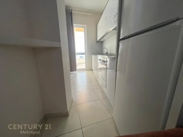 Tirane, shitet apartament 2+1 Kati 3, 82 m² 110.000 € (Astir)