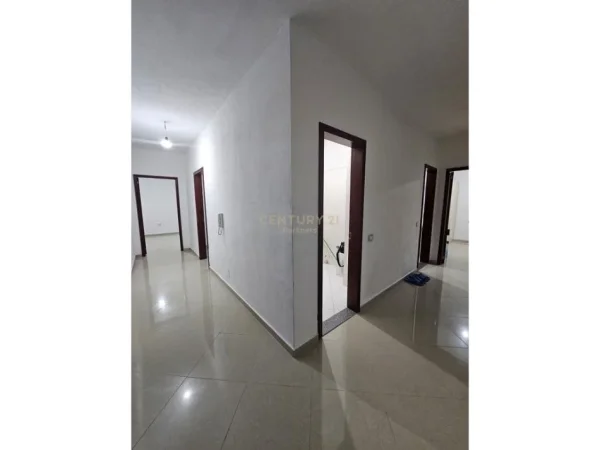 Tirane, shitet 2+1 , 112 m² 122.000 € (Astir)