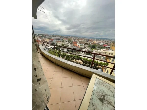Tirane, shitet apartament Kati 4, 77 m² 100.000 € 