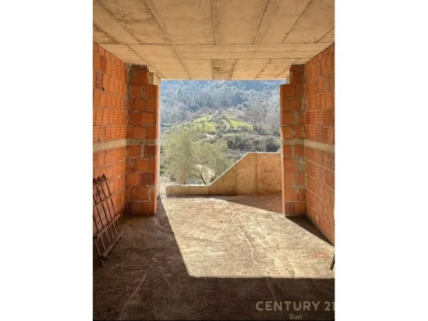 Tirane, shitet 1+1 Kati 2, 75 m² 149.000 € (LIQENI I THATE)