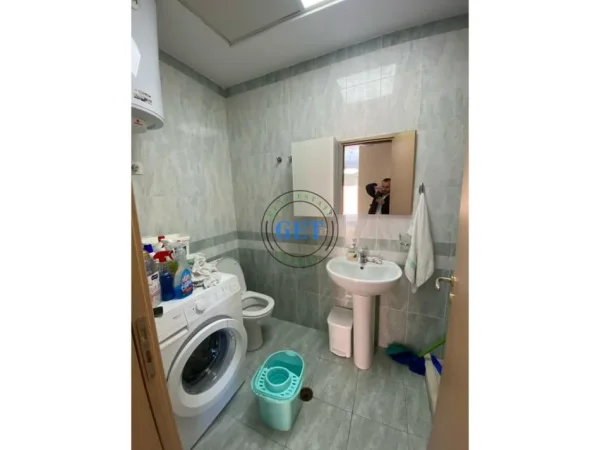 Durres, shitet apartament 2+1 Kati 10, 91 m² (Rotondo, Plazh, Durres)