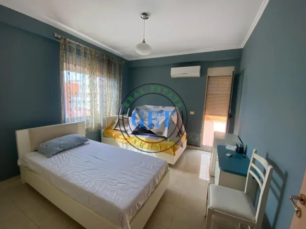 Durres, shitet apartament 2+1 Kati 10, 91 m² (Rotondo, Plazh, Durres)