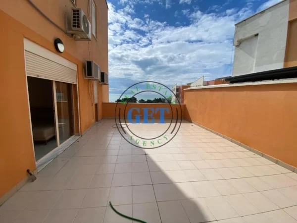 Durres, shitet apartament 2+1 Kati 10, 91 m² (Rotondo, Plazh, Durres)