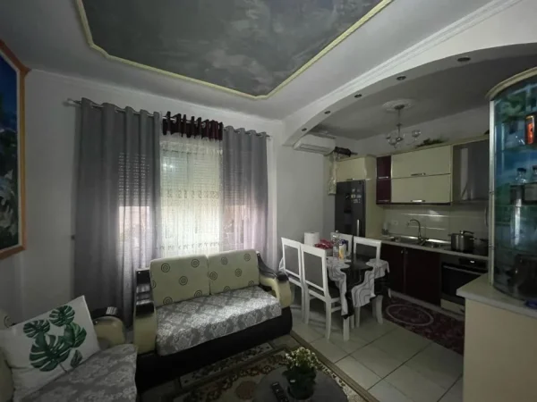 Tirane, shitet 2+1 , 87 m² 127.000 € (astir)