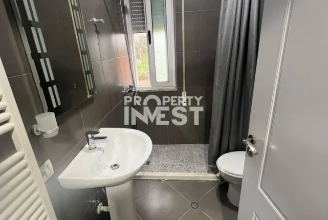 Tirane, jepet me qera apartament 2+1+Aneks+Ballkon Kati 3, 80 m² 410 € (Kopshti Botanik)