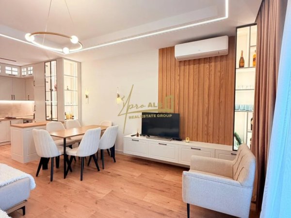 Tirane, jepet me qera apartament 2+1+Ballkon Kati 3, 102 m² 900 € (Porcelan, Rezidenca Erli)