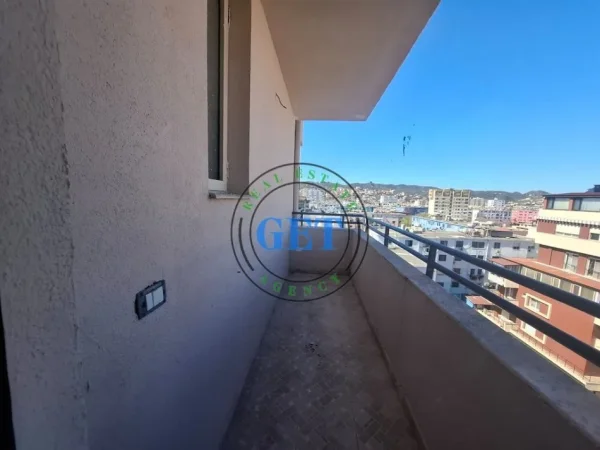 Durres, shitet apartament 2+1 Kati 7, 112 m² 93.000 € (Stadiumi, Durres)