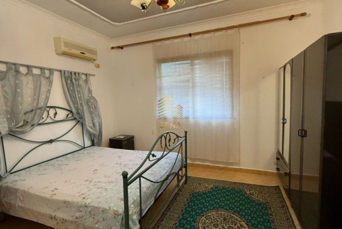 Tirane, jepet me qera apartament 1+1 Kati 3, 90 m² 400 € (Rruga Siri Kodra)