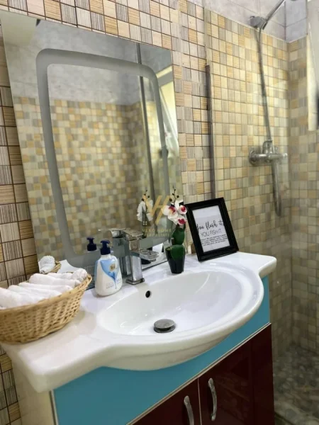 Tirane, shitet apartament 3+1+Ballkon Kati 1, 106 m² 175.000 € (BRRYLI)