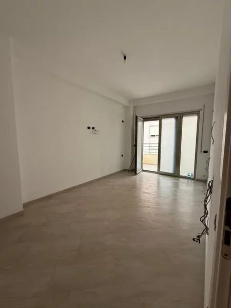 shitet 2+1+Ballkon Kati 4, 116 m² 173.000 € (Rruga Mujo Ulqinaku)
