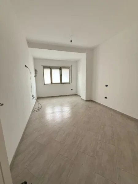 shitet 2+1+Ballkon Kati 4, 116 m² 173.000 € (Rruga Mujo Ulqinaku)