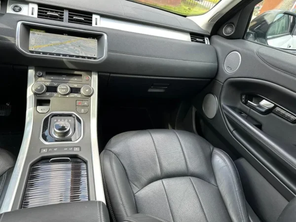 Tirane, shes SUV   RANGE ROVER E-VOQUE 2.0 DIESEL DYNAMIC Nafte, e bardhë Klima