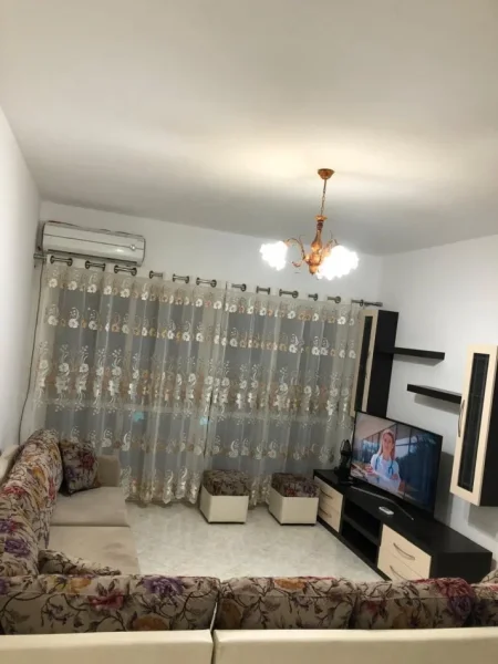 Tirane, shitet apartament 2+1+Ballkon Kati 3, 85 m² 152 000 000 leke (Ish fusha e Aviacionit)