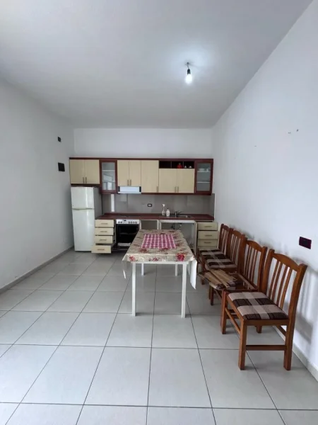 Tirane, jepet me qera shtepi 2+1 Kati 1, 100 m² 400 € (Astir)