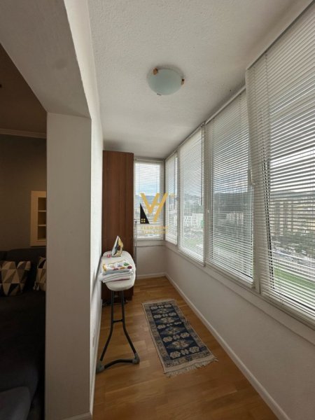 Tirane, jepet me qera apartament 2+1+Ballkon Kati 9, 76 m² 750 € (RRUGA E KOSOVAREVE)