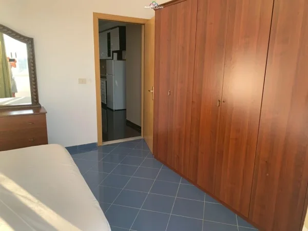 Tirane, jepet me qera apartament 1+1+Ballkon Kati 7, 67 m² 400 € (porcelan)