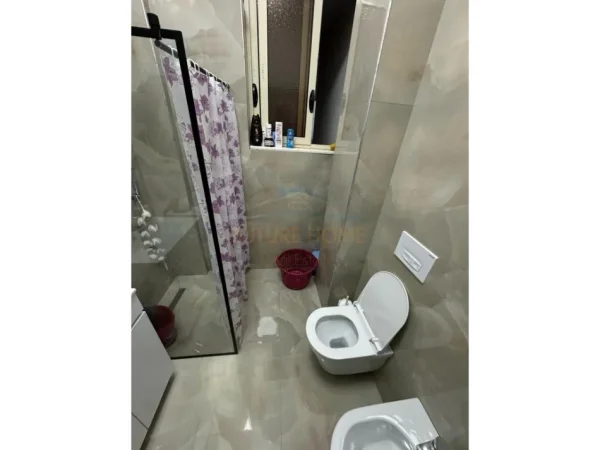 Tirane, shitet apartament 1+1+Ballkon Kati 2, 56 m² 82.000 € (Fresk)