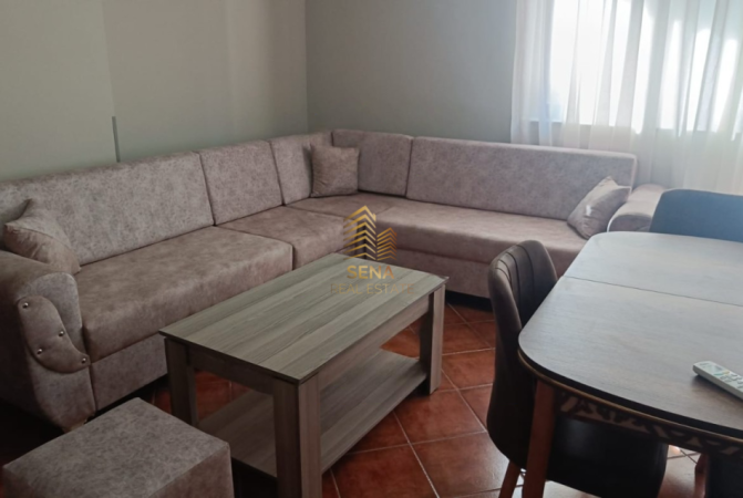 Tirane, jepet me qera apartament 2+1+Ballkon Kati 4, 85 m² 500 € (Rruga Artan Lenja)
