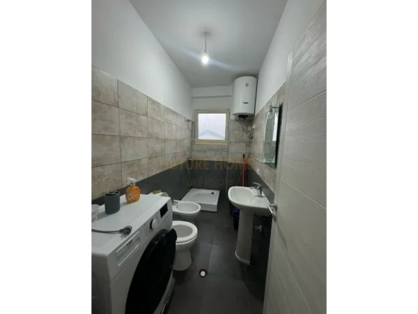 Tirane, shitet apartament 2+1 Kati 1, 84 m² 110.000 € (Fresk)