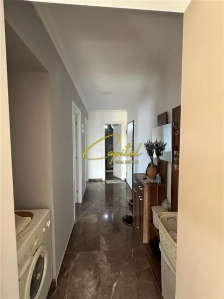 Tirane, shitet apartament 2+1 Kati 8, 91 m² 150.000 € (SHKOZE)