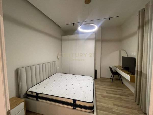 Tirane, jepet me qera apartament 2+1 Kati 1, 80 m² 600 € (don bosko)