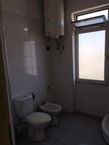 Tirane, shitet apartament 1+1 Kati 2, 70 m² 64.000 € (Super Apartament 1+1 ne Shitje, Kamëz,)