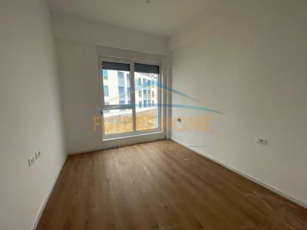 Tirane, shitet apartament 1+1+Ballkon Kati 3, 45 m² 68.500 € (Fresk)
